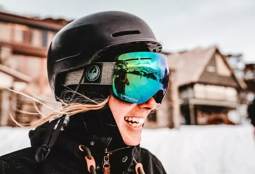 فندق Boonoona Ski Lodge