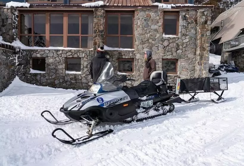 فندق Boonoona Ski Lodge