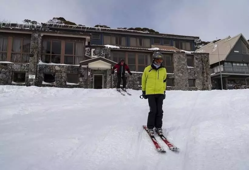 فندق Boonoona Ski Lodge