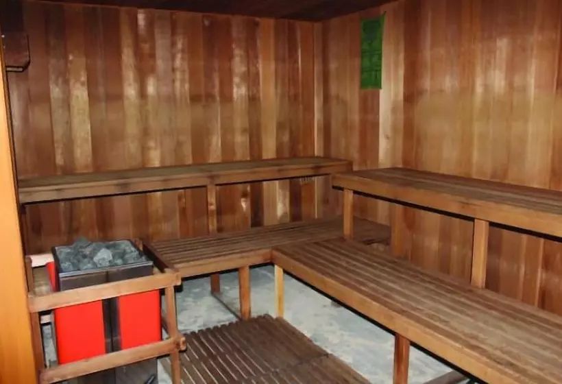 فندق Boonoona Ski Lodge