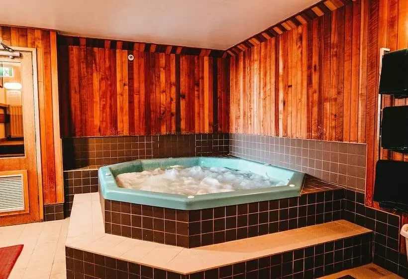 فندق Boonoona Ski Lodge