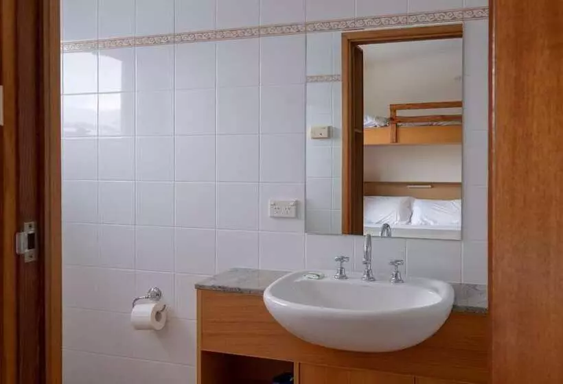 فندق Boonoona Ski Lodge