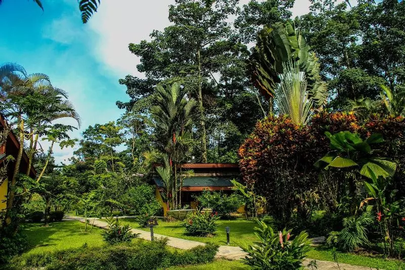 Отель Catarata Eco Lodge