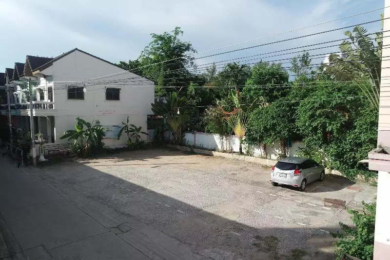 Hotelli Chaam Villa Sun