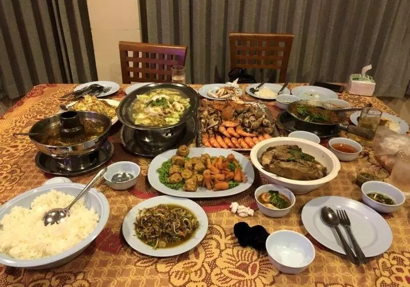 Hotelli Chaam Villa Sun