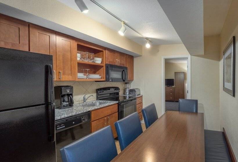 فندق Club Wyndham Long Wharf