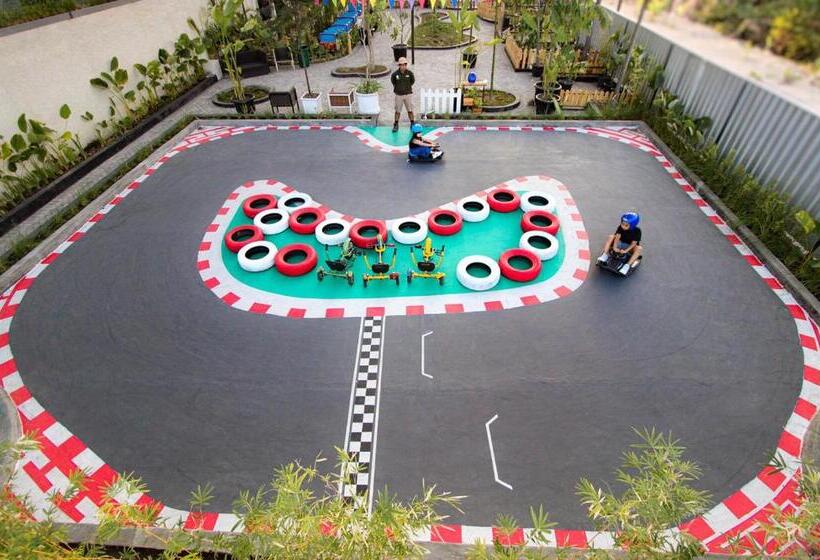 בית מלון כפרי Fortunagrande Seturan Yogyakarta