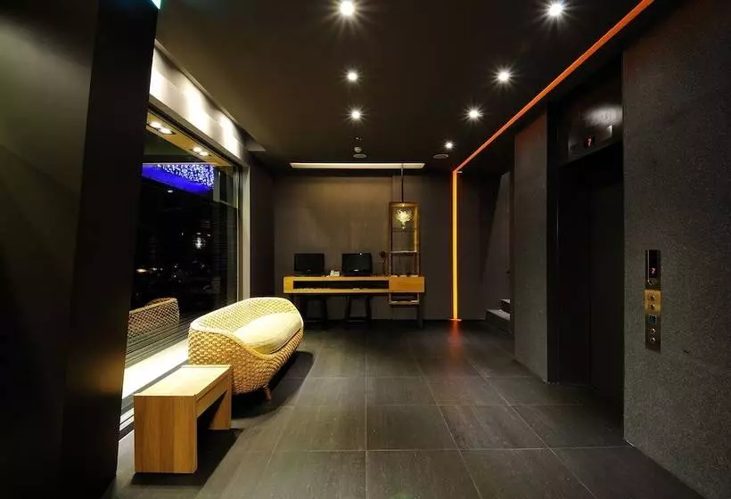 هتل Forward Suites Ii