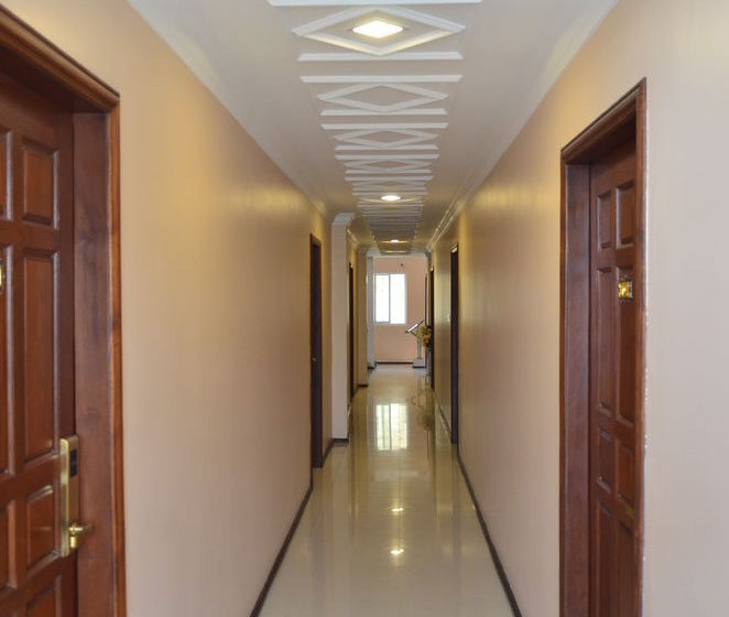 هتل Golden City Light