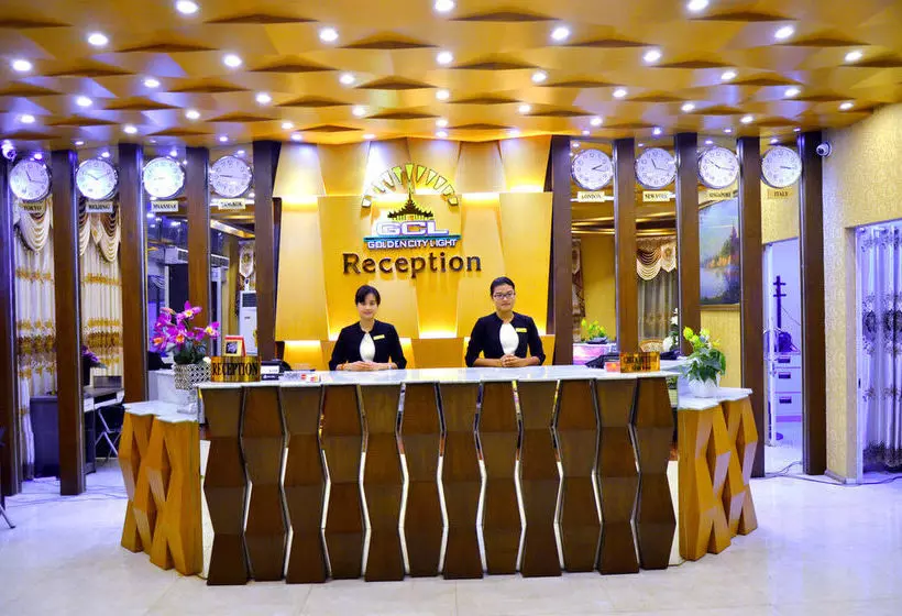 هتل Golden City Light