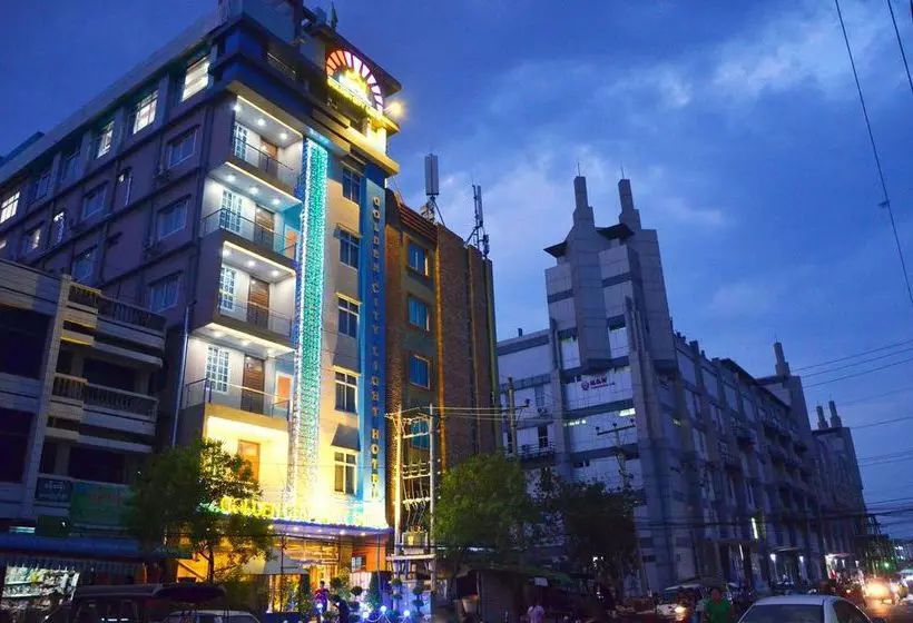 هتل Golden City Light