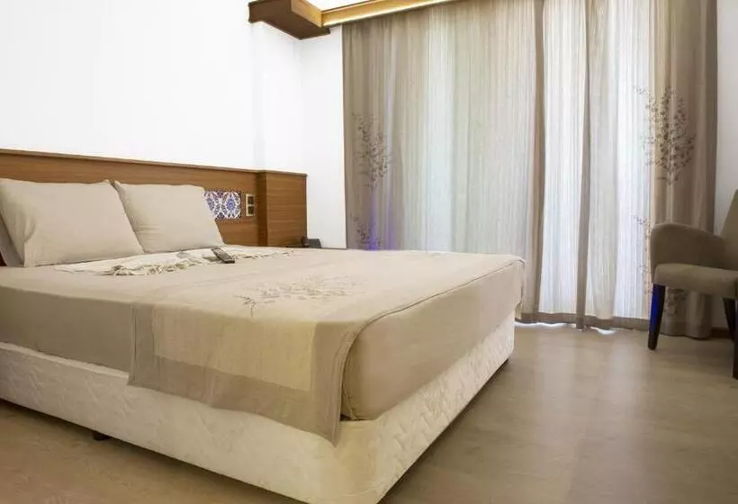 בית מלון כפרי Lotus Spa&sport Akyaka