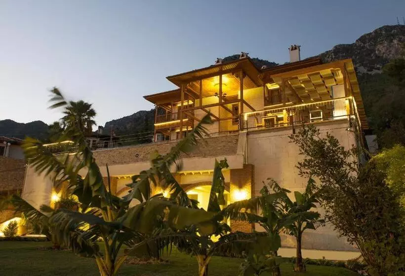 בית מלון כפרי Lotus Spa&sport Akyaka