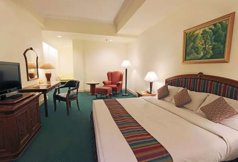 בית מלון כפרי Harmoni Batam