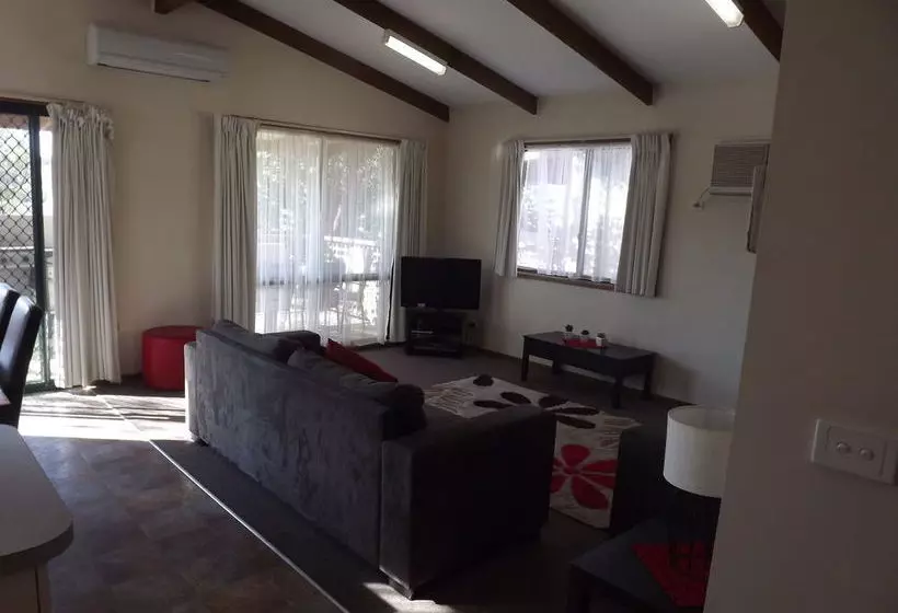 호텔 High Country Holiday Park