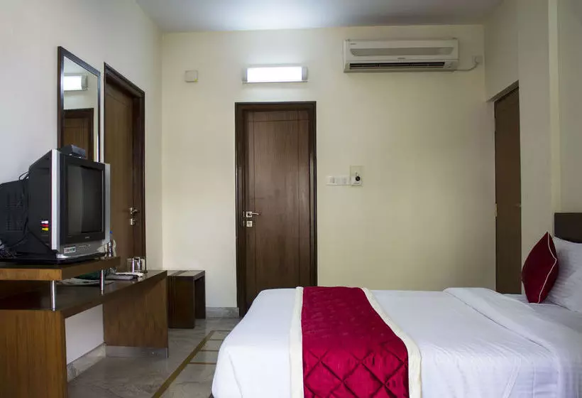 Hôtel Oyo Premium Garuda Mall