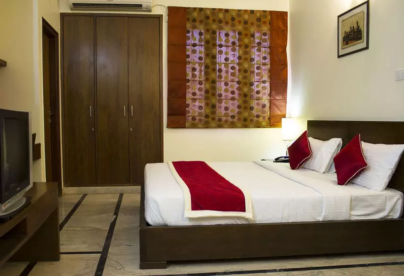 Hôtel Oyo Premium Garuda Mall