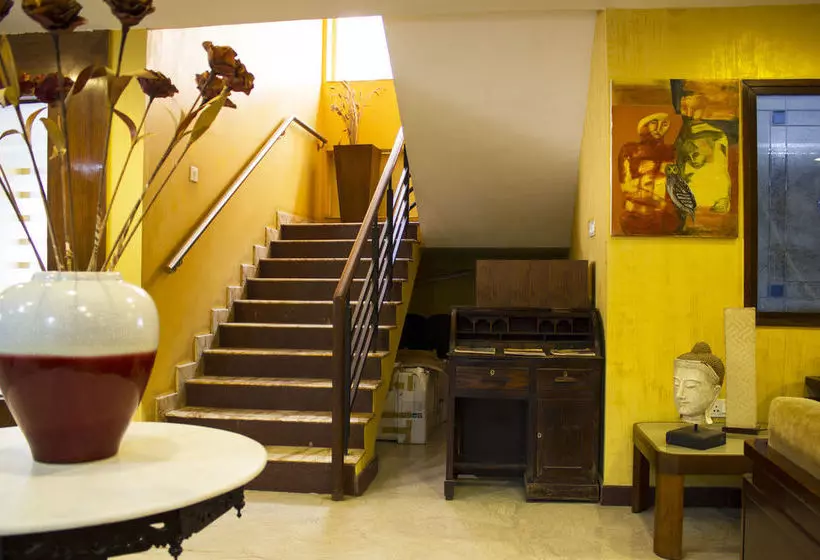 Hôtel Oyo Premium Garuda Mall