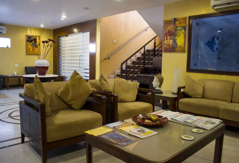 Hôtel Oyo Premium Garuda Mall