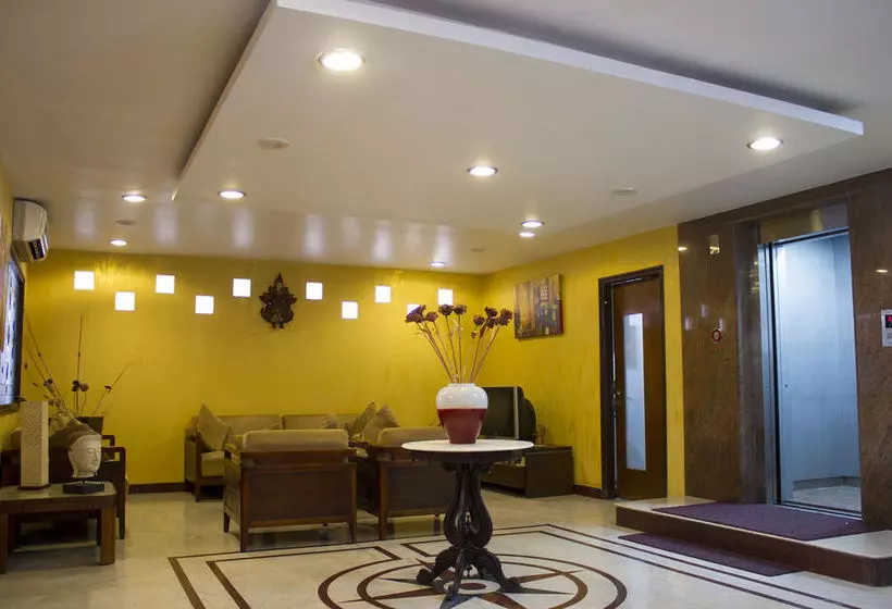 Hôtel Oyo Premium Garuda Mall