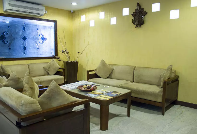 Hôtel Oyo Premium Garuda Mall