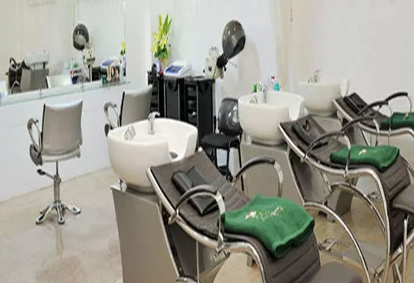 酒店 Palm Spring Resort & Spa