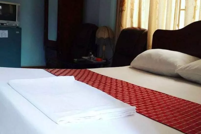 Phong Nha Hotel Hue