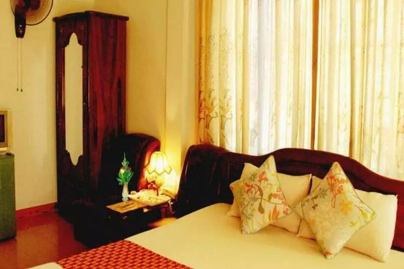 Phong Nha Hotel Hue