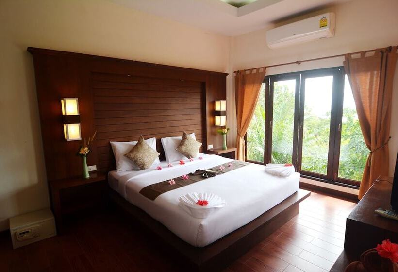 בית מלון כפרי Phuchawee Lanta Villa