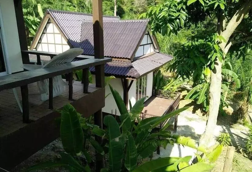 בית מלון כפרי Phuchawee Lanta Villa