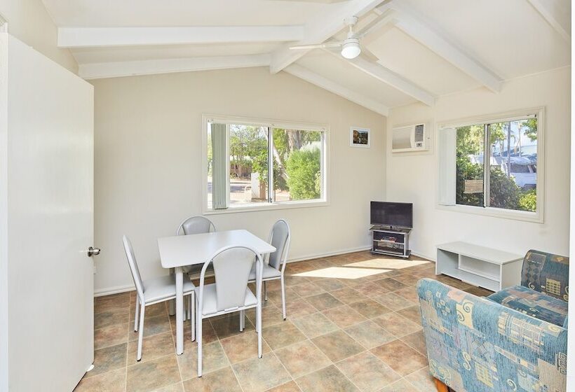 Отель Rac Cable Beach Holiday Park