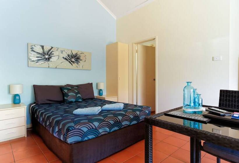 Отель Rac Cable Beach Holiday Park