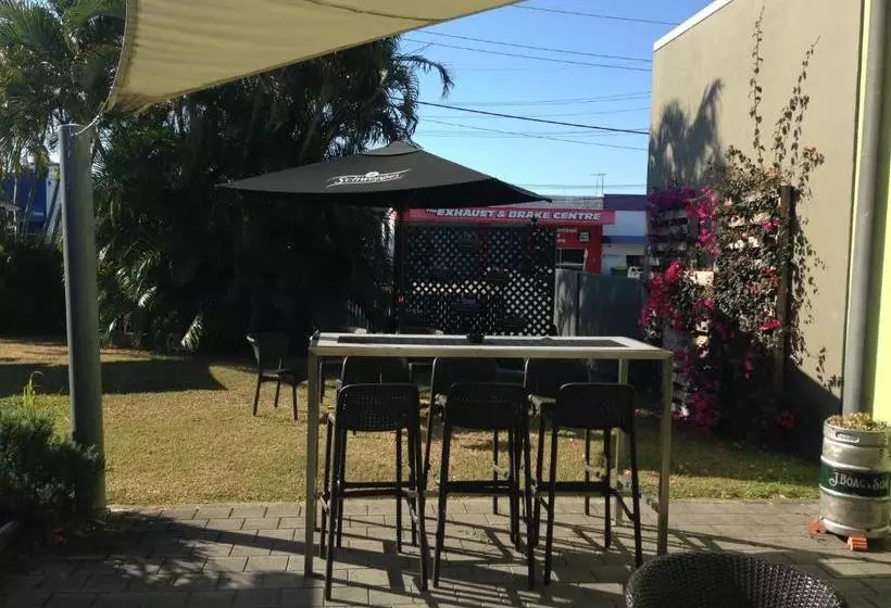 Отель The Metropolitan