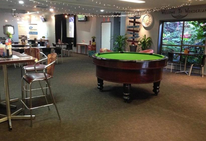 בית מלון כפרי The Metropolitan