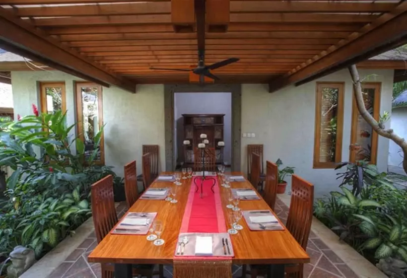 בית מלון כפרי Villa Victoria Bali