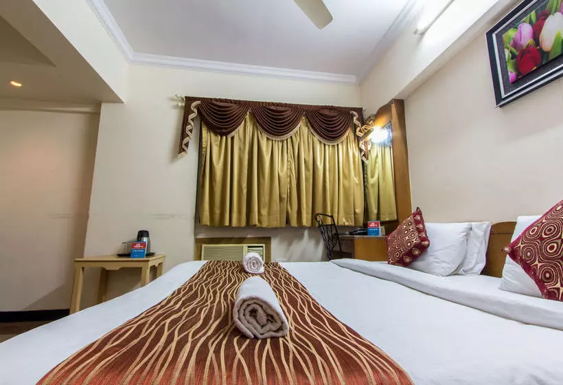 هتل Zo Rooms Goregaon Railway Station