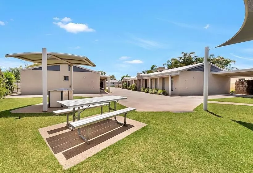 Kennedy Holiday Villas