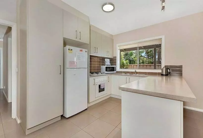 Kennedy Holiday Villas