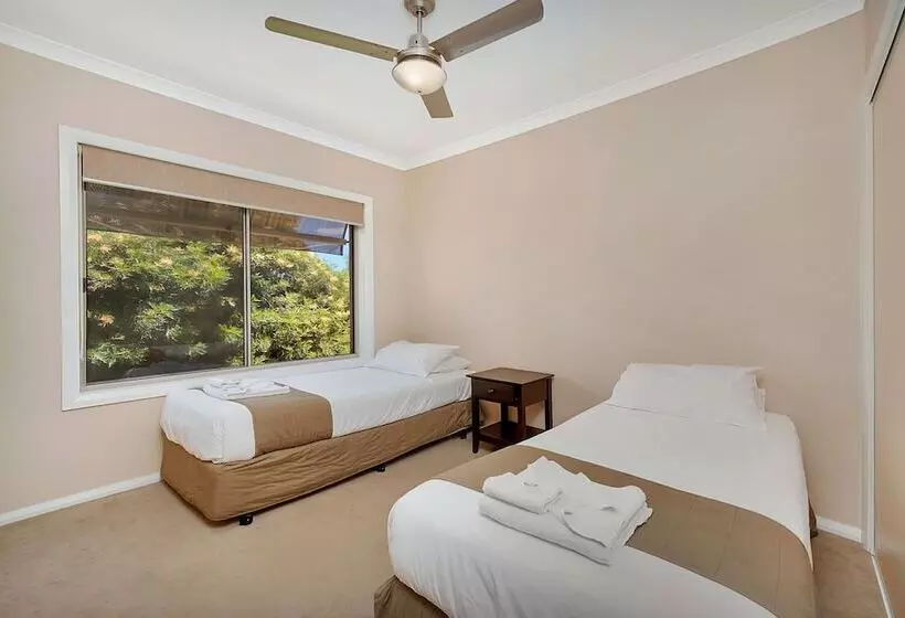 Kennedy Holiday Villas