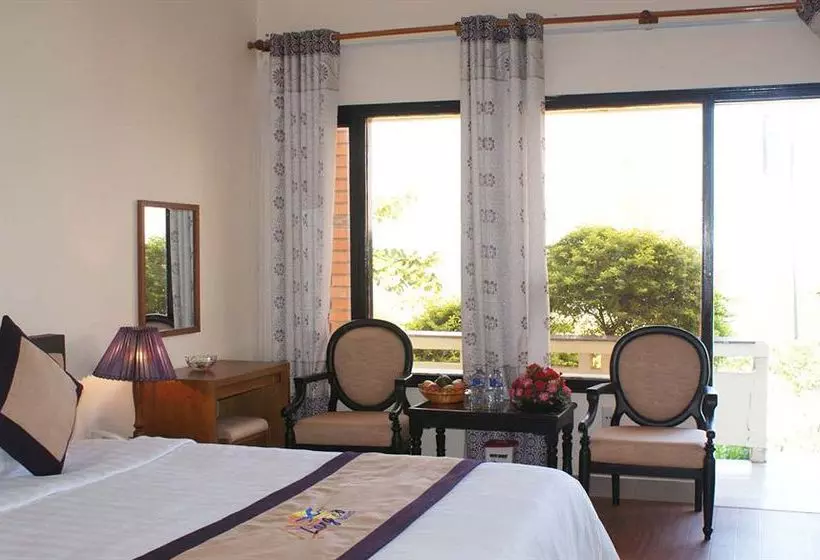 Làng Cò Resort