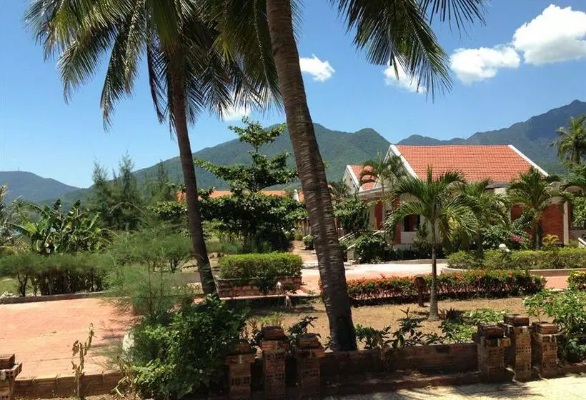Làng Cò Resort