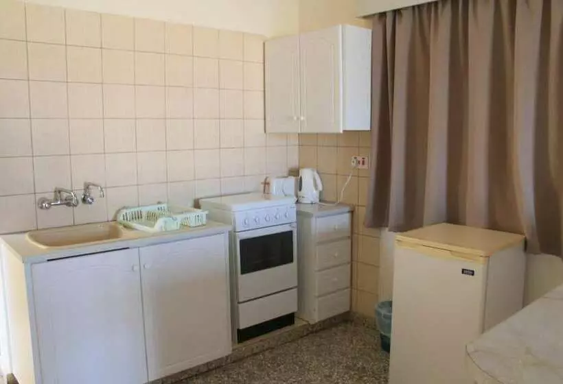 Maricosta Apartments