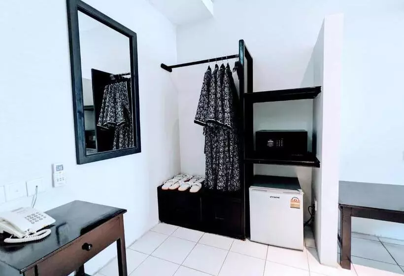 Mary Beach Hotel & Resort