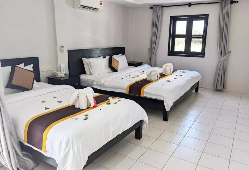 Mary Beach Hotel & Resort