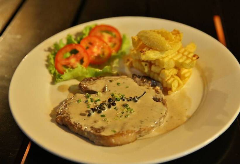 Mary Beach Hotel & Resort