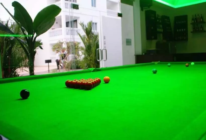 Mary Beach Hotel & Resort