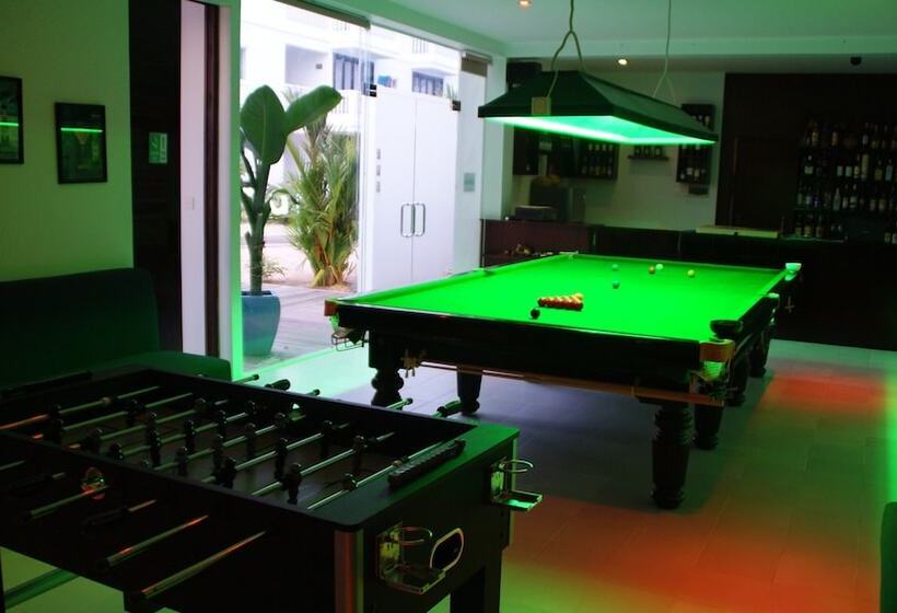 Mary Beach Hotel & Resort