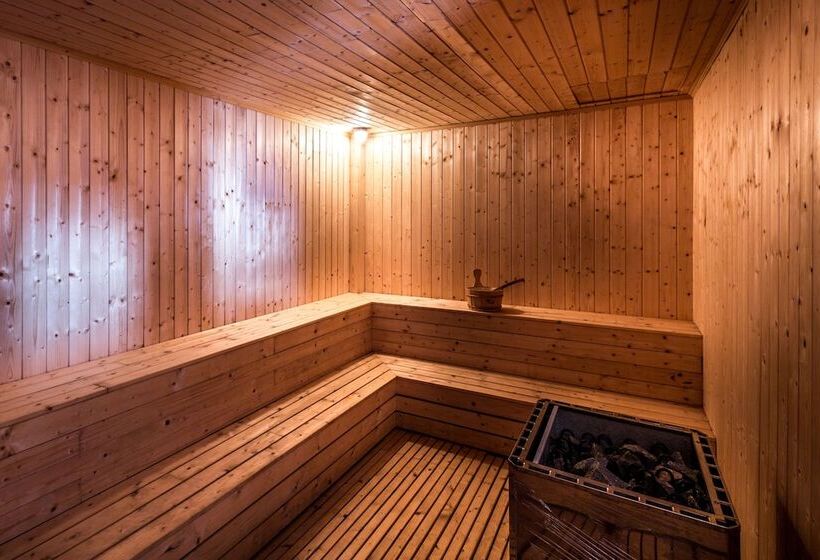 Mary Beach Hotel & Resort