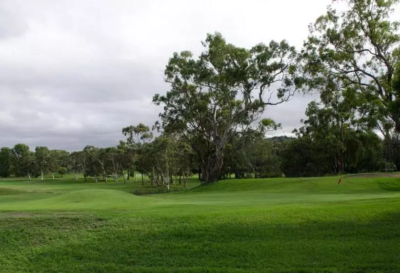 Мотель Baybrook Motor Inn