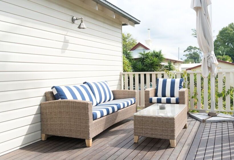 ペンション Bangalow Guesthouse